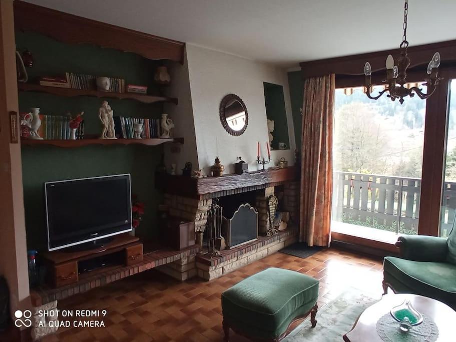 Chez Vivi Et Jean Pierre Maison 8 A 9 Personnes Au Calme Vue Montagne Wifi Holiday home Gerardmer